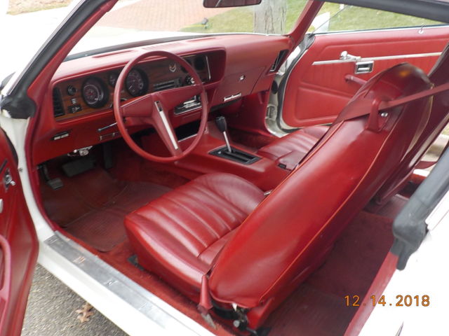 1979 White Pontiac Firebird Coupe