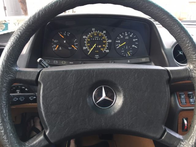 1985 904 Midnight Blue Mercedes-Benz 300-Series Coupe