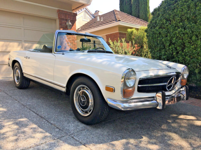 1970 White Mercedes-Benz SL-Class Convertible
