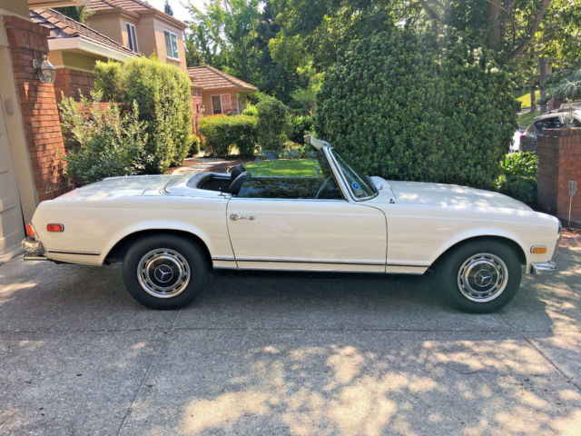1970 White Mercedes-Benz SL-Class Convertible