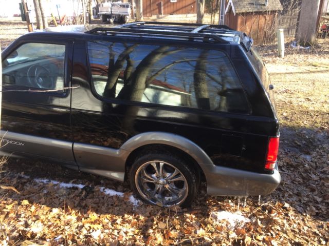 1992 Black GMC Typhoon SUV