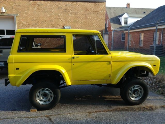 1974 Yellow Ford Bronco