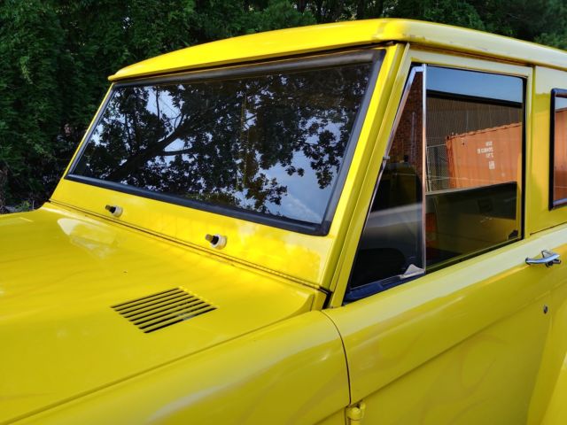 1974 Yellow Ford Bronco