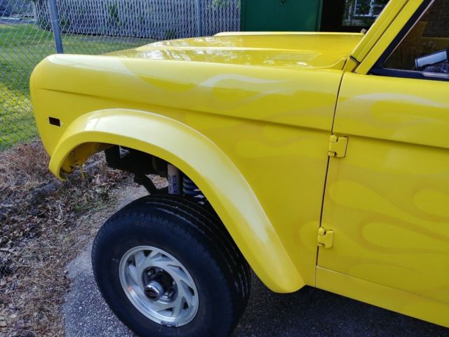 1974 Yellow Ford Bronco