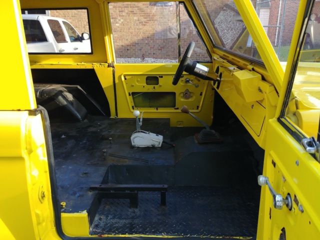1974 Yellow Ford Bronco