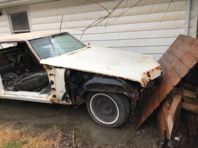 1968 White Cadillac DeVille