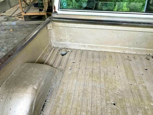 1968 Gold and white Chevrolet C-10