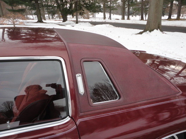 1975 Marooon Chrysler Cordoba Coupe