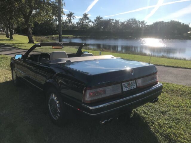 1993 Green Cadillac Allante