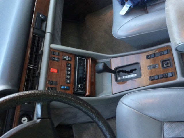 1983 Gray Mercedes-Benz 300-Series Sedan