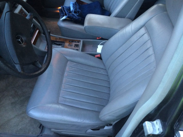 1983 Gray Mercedes-Benz 300-Series Sedan