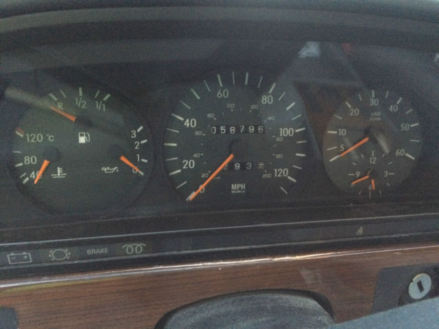 1983 Gray Mercedes-Benz 300-Series Sedan