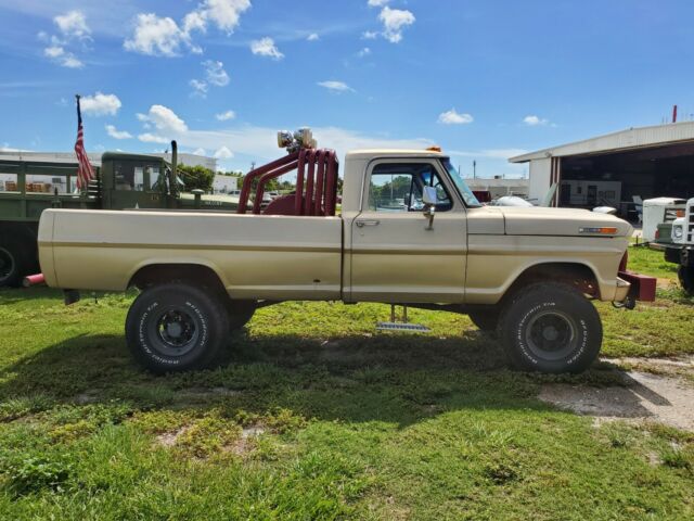1972 Tan Ford F-250 Standard Cab Pickup