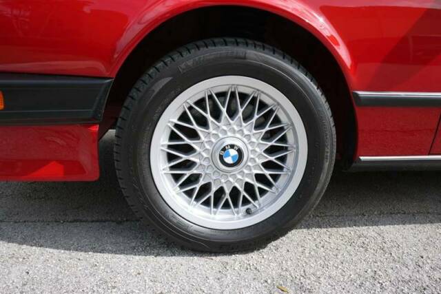 1987 Red BMW M6 Coupe