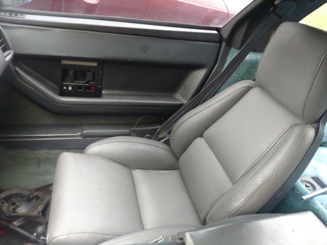 1985 Primer Black Chevrolet Corvette