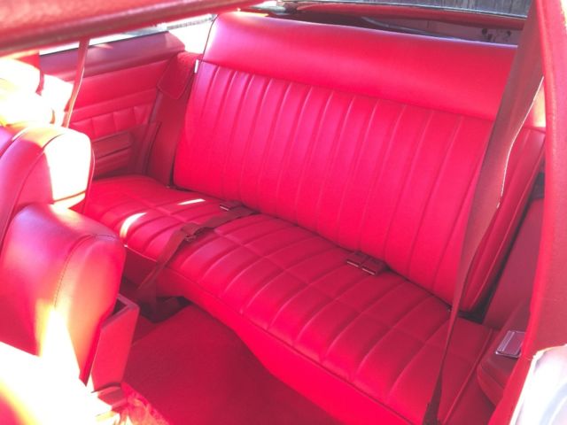 1976 White Chevrolet Nova Hatchback