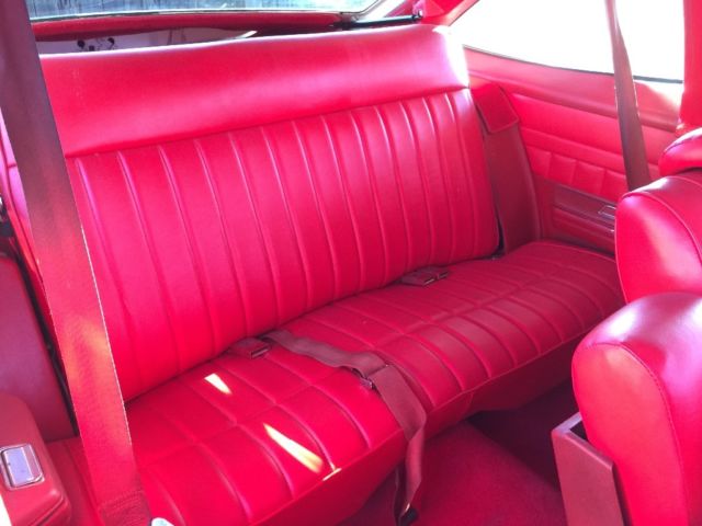 1976 White Chevrolet Nova Hatchback