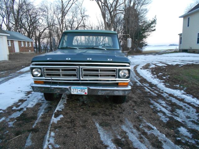 1972 Green Ford F-100 Standard Cab Pickup