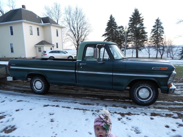 1972 Green Ford F-100 Standard Cab Pickup