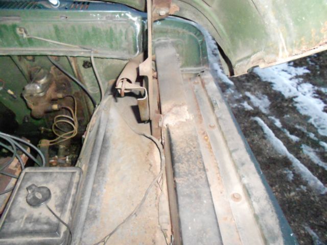 1972 Green Ford F-100 Standard Cab Pickup