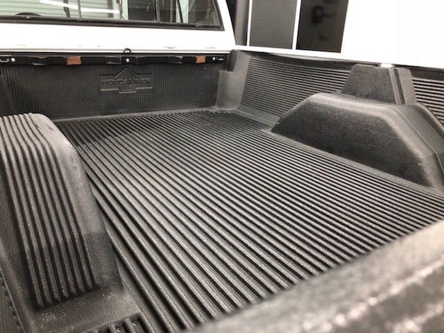 1987 White Chevrolet Other Pickups