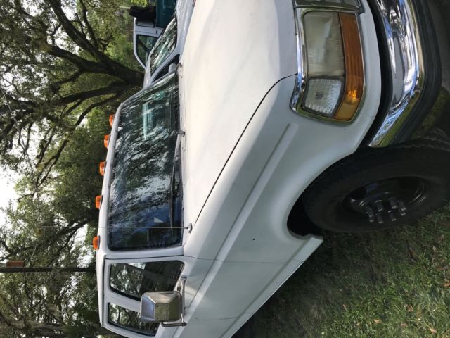 1992 White Ford F-350 Extended Cab Pickup