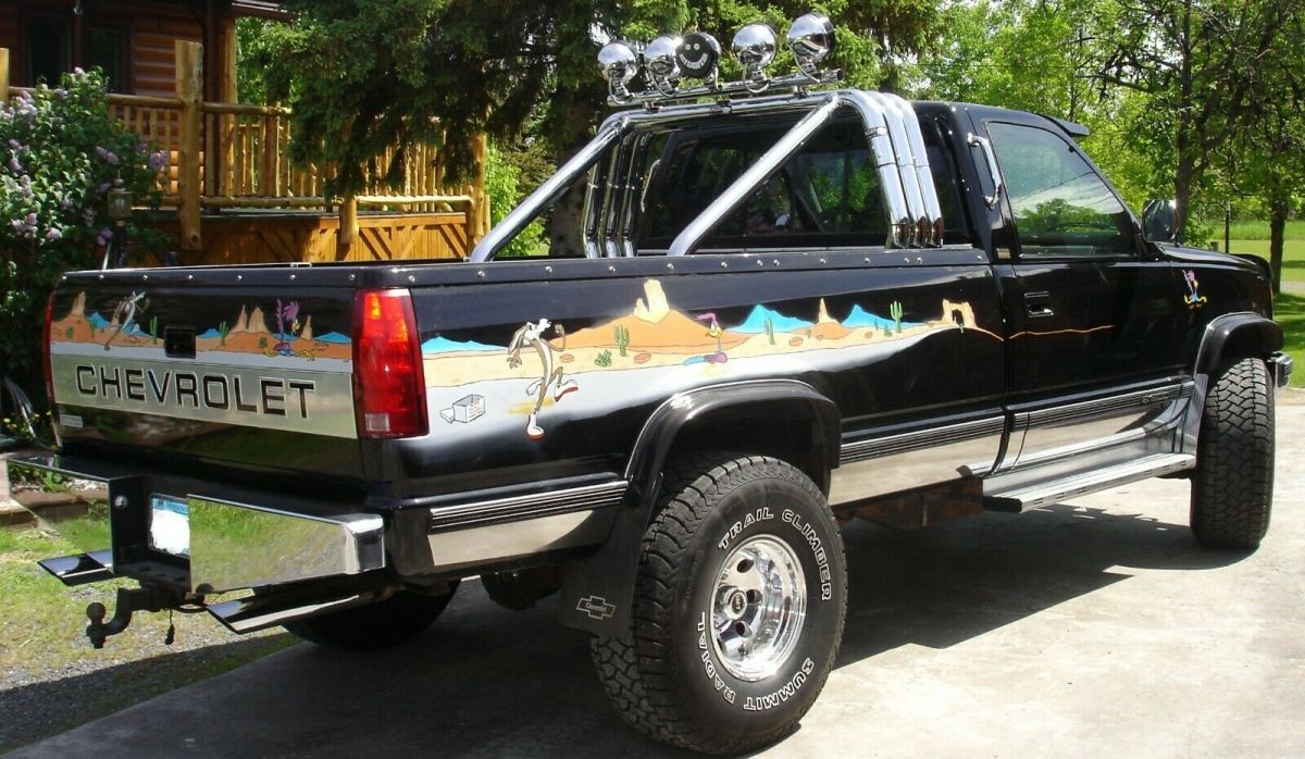 1993 Black Chevrolet Silverado 1500 Standard Cab Pickup
