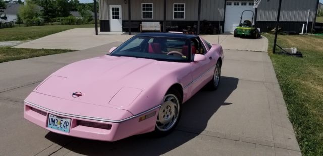 1987 pink Chevrolet Corvette