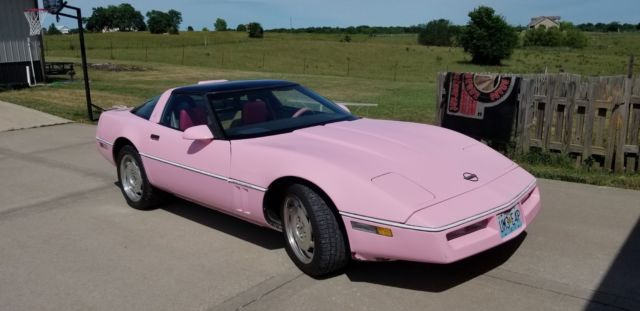 1987 pink Chevrolet Corvette