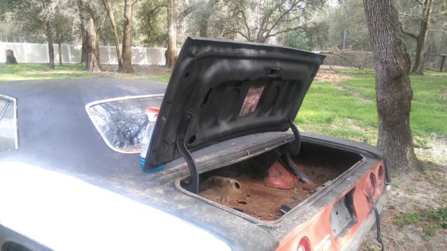 1972 Yellow Plymouth Barracuda Coupe