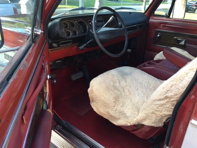 1979 Burgundy Dodge Ramcharger Wagon