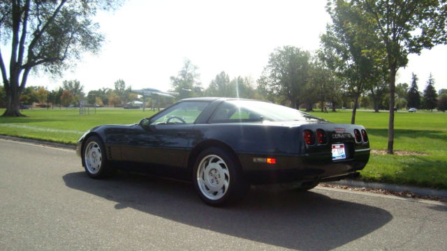 1992 Green Chevrolet Corvette Coupe