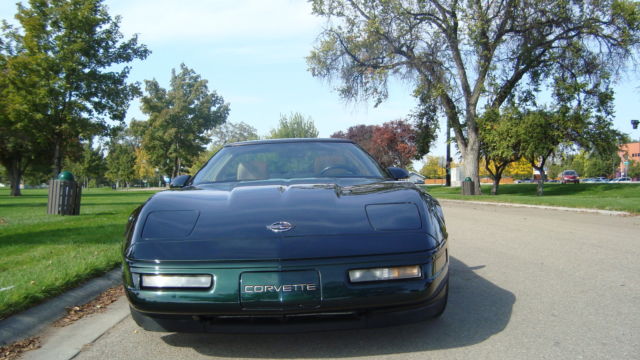 1992 Green Chevrolet Corvette Coupe