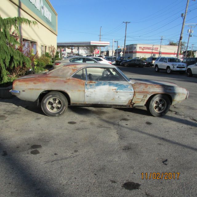 1969 Green Pontiac Firebird Coupe