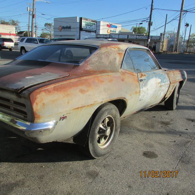 1969 Green Pontiac Firebird Coupe