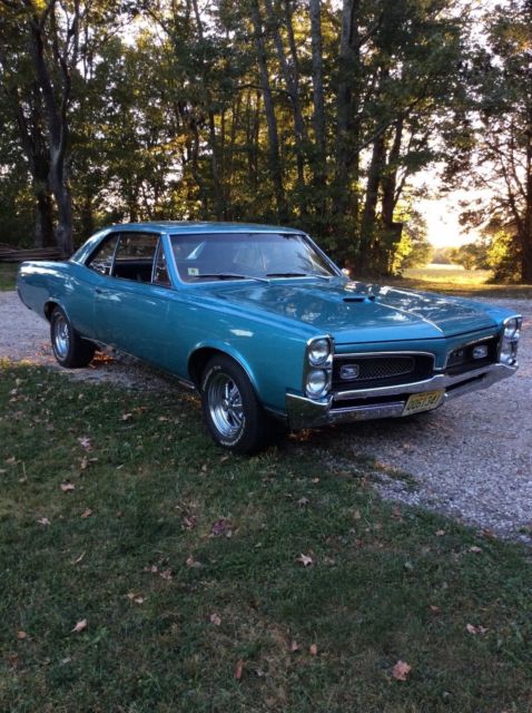 1967 Blue Pontiac GTO Coupe
