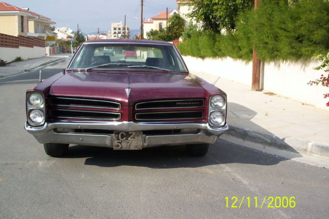 1966 Burgundy Pontiac PARISIENNE  SALOON 