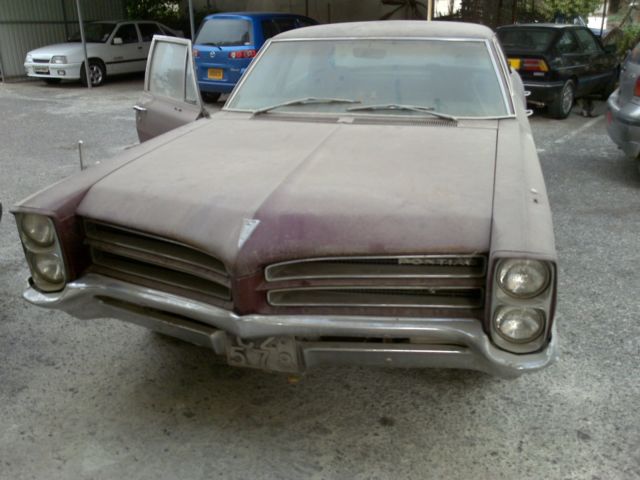 1966 Burgundy Pontiac PARISIENNE  SALOON 