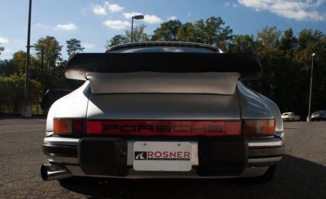1980 Red Porsche 911