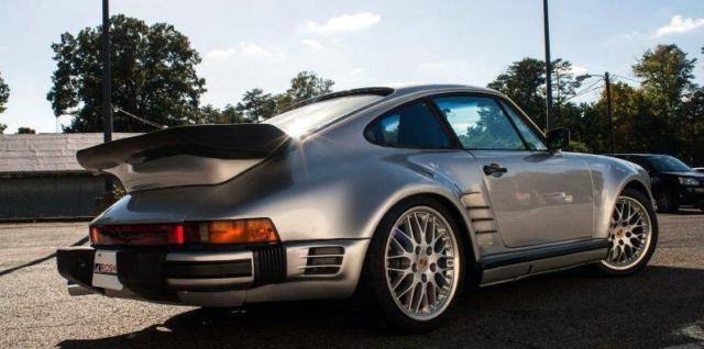 1980 Red Porsche 911