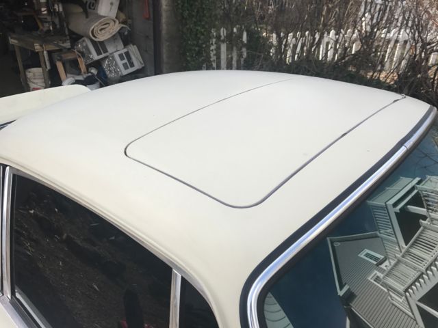 1976 White Porsche 912 Coupe