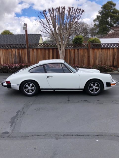 1976 White Porsche 912 Coupe