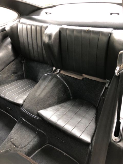 1976 White Porsche 912 Coupe