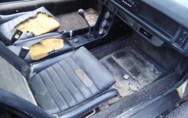 1976 Silver Porsche 914