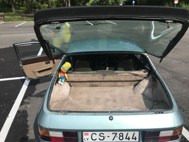 1985 Blue Porsche 924 Coupe