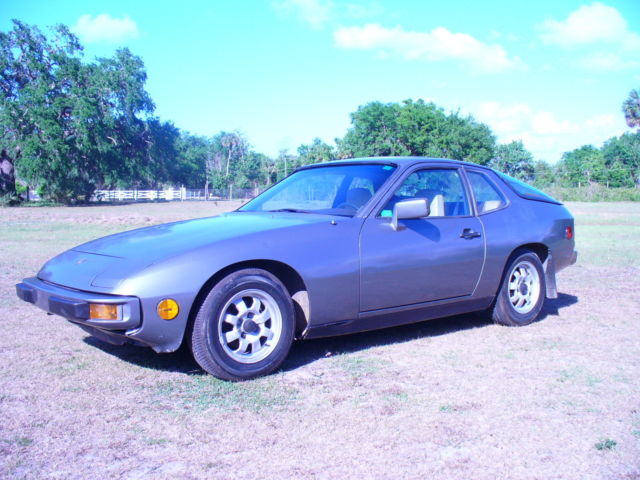 1980 Porsche 924 Coupe