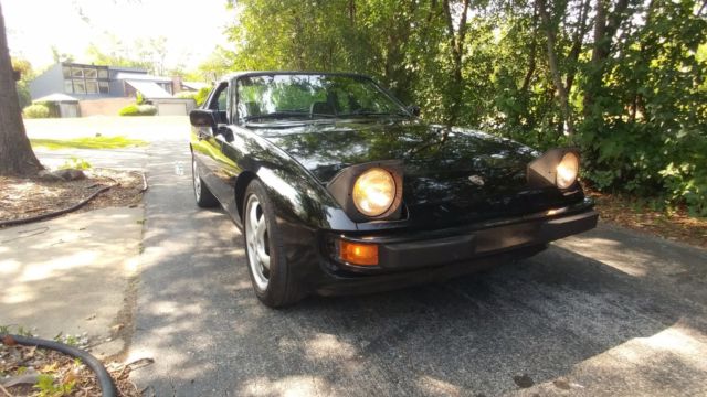 1987 Black Porsche 924 Coupe