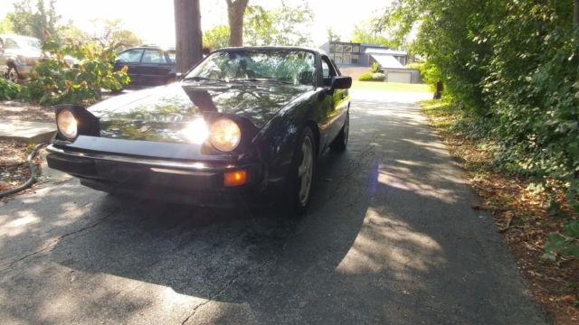 1987 Black Porsche 924 Coupe