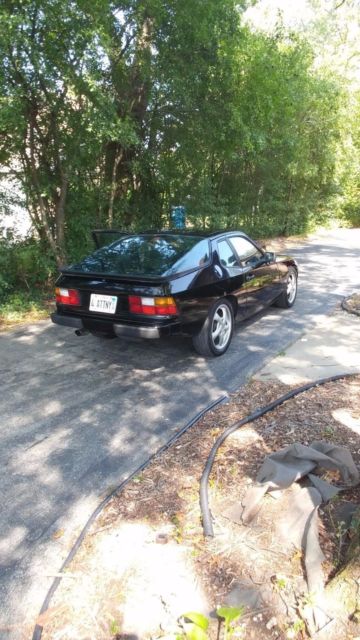 1987 Black Porsche 924 Coupe