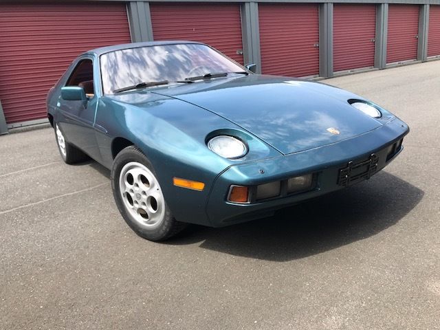 1979 Blue Porsche 928